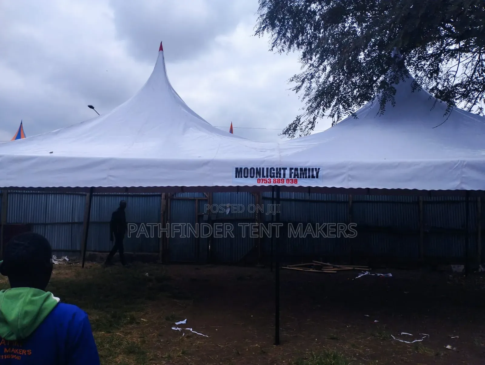 100 Seater High- White