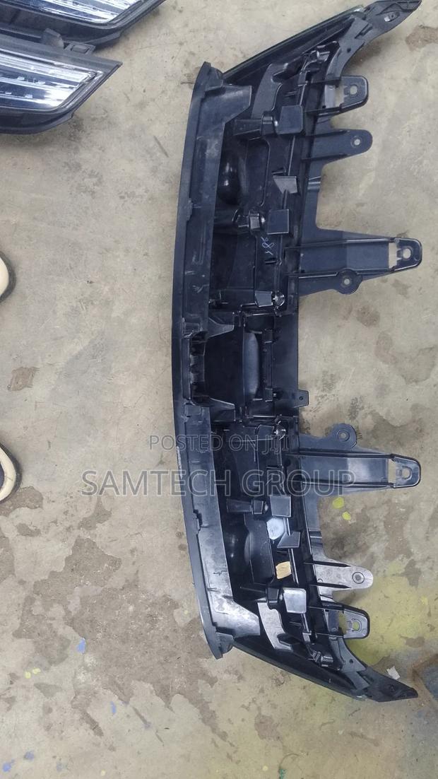 Toyota Harrier Grills - thumbnail 2