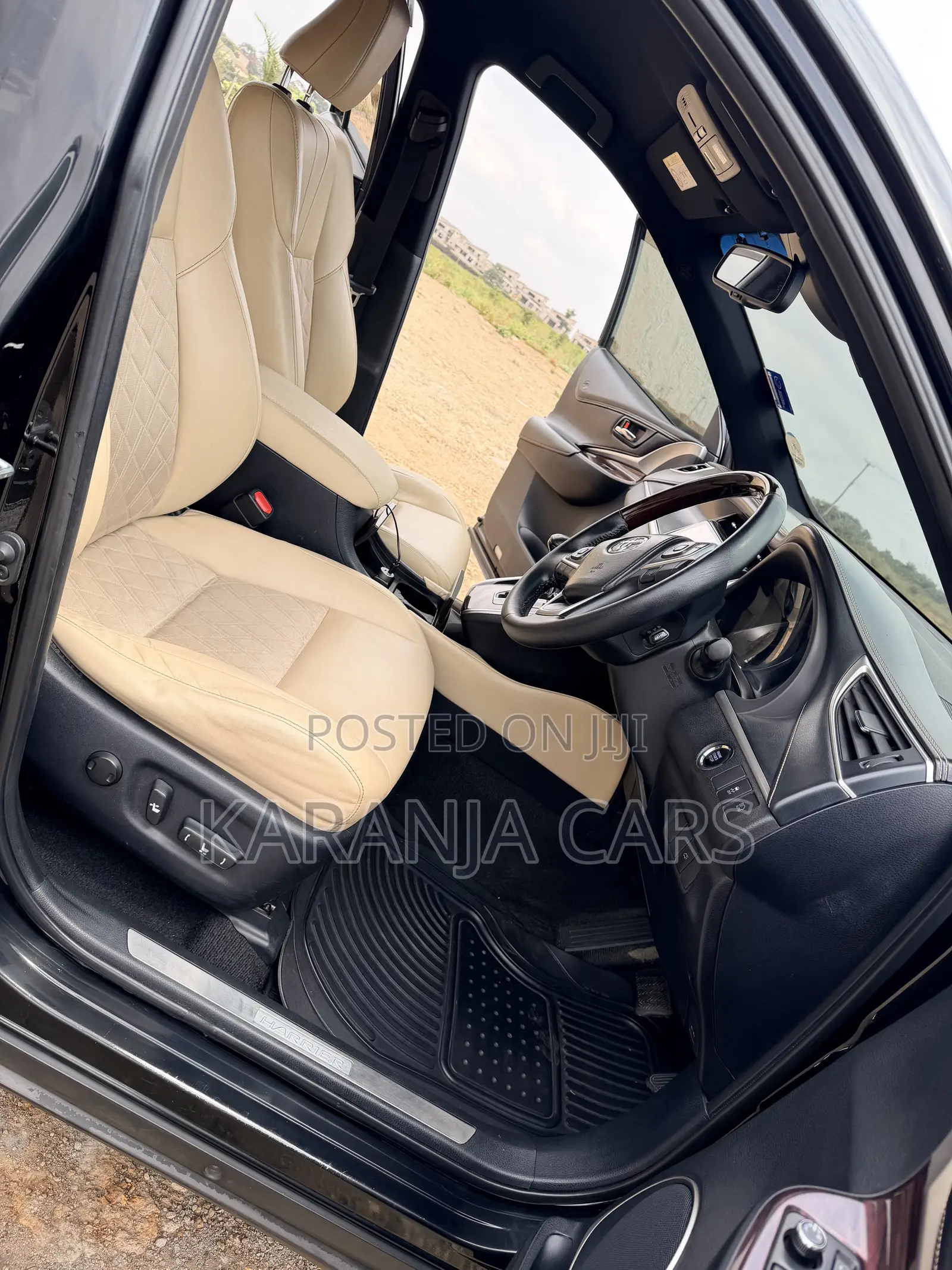 Toyota Harrier 2.0 2014 Black