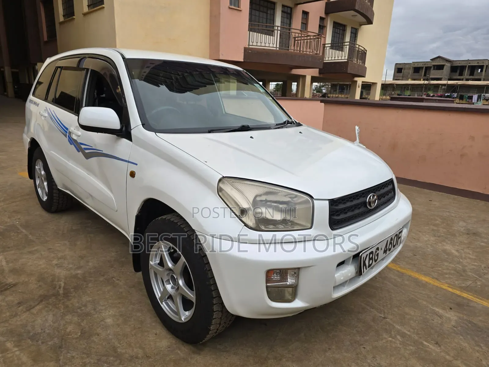 Toyota RAV4 2002 White