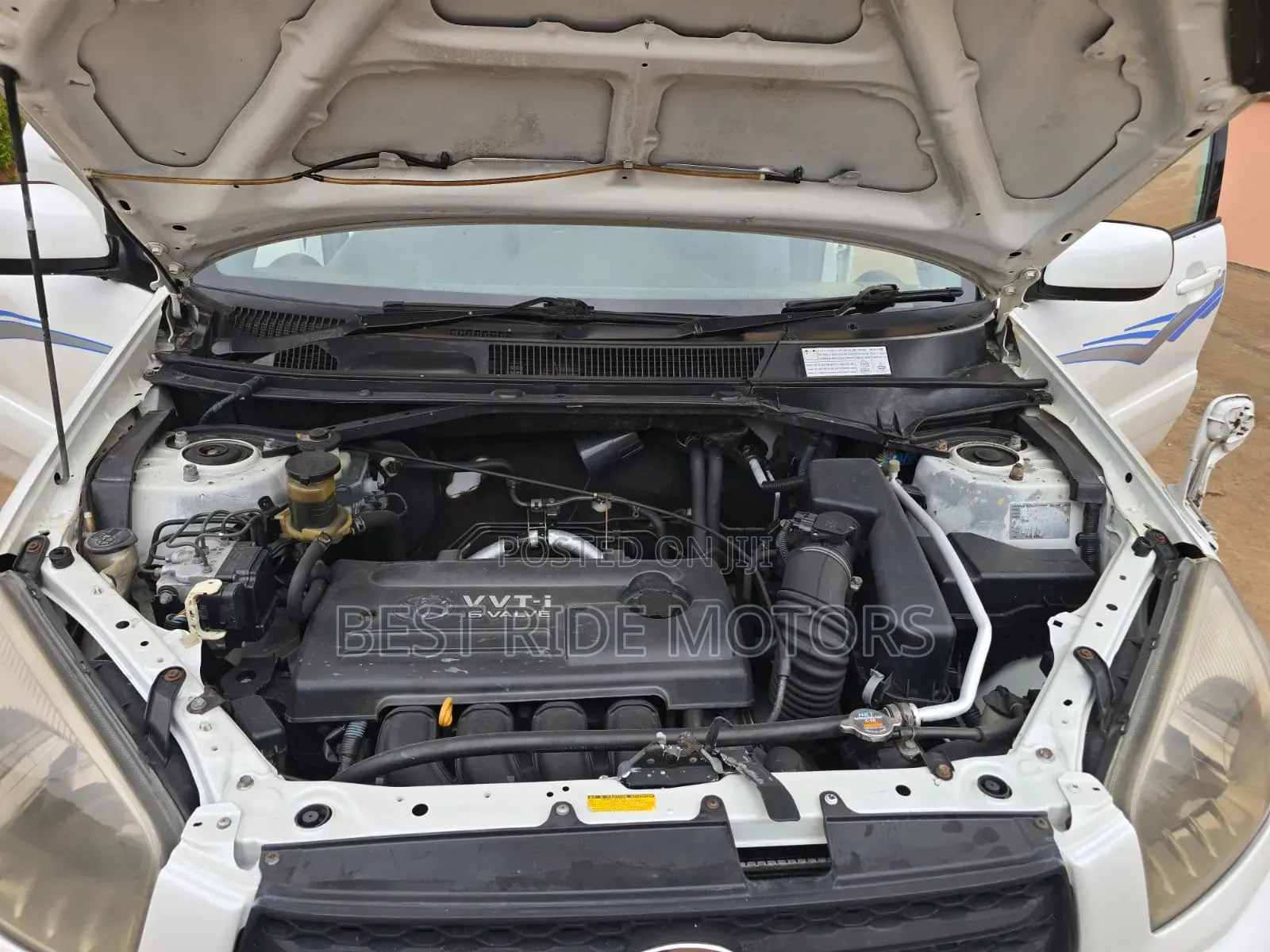 Toyota RAV4 2002 White