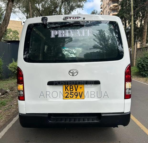 Toyota HiAce 2007 White - thumbnail 5