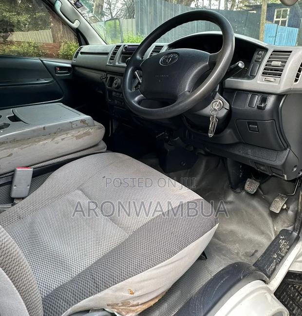 Toyota HiAce 2007 White - thumbnail 6