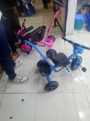 Tricycle With Push Handle,Perfect First Ride for Growing Kids