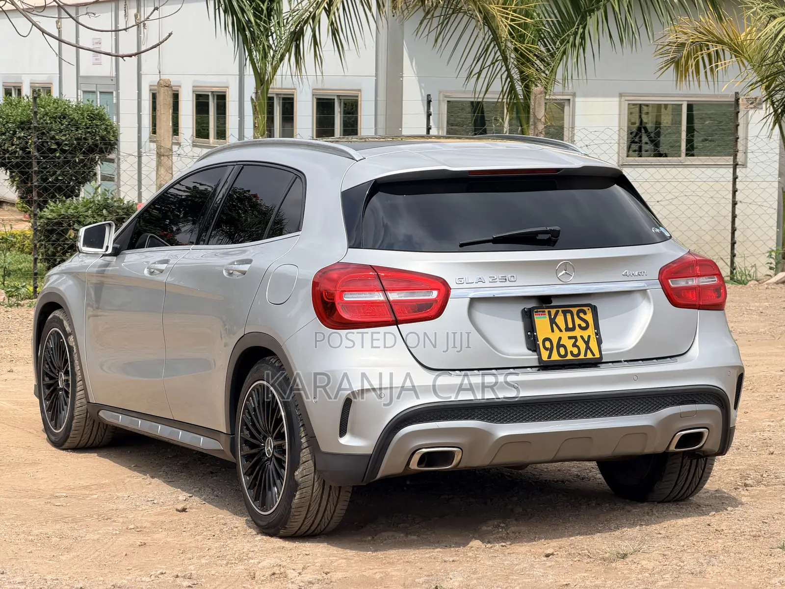 Mercedes-Benz GLA 250 2017 Silver