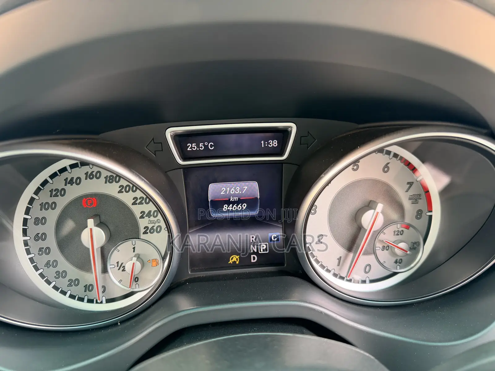 Mercedes-Benz GLA 250 2017 Silver