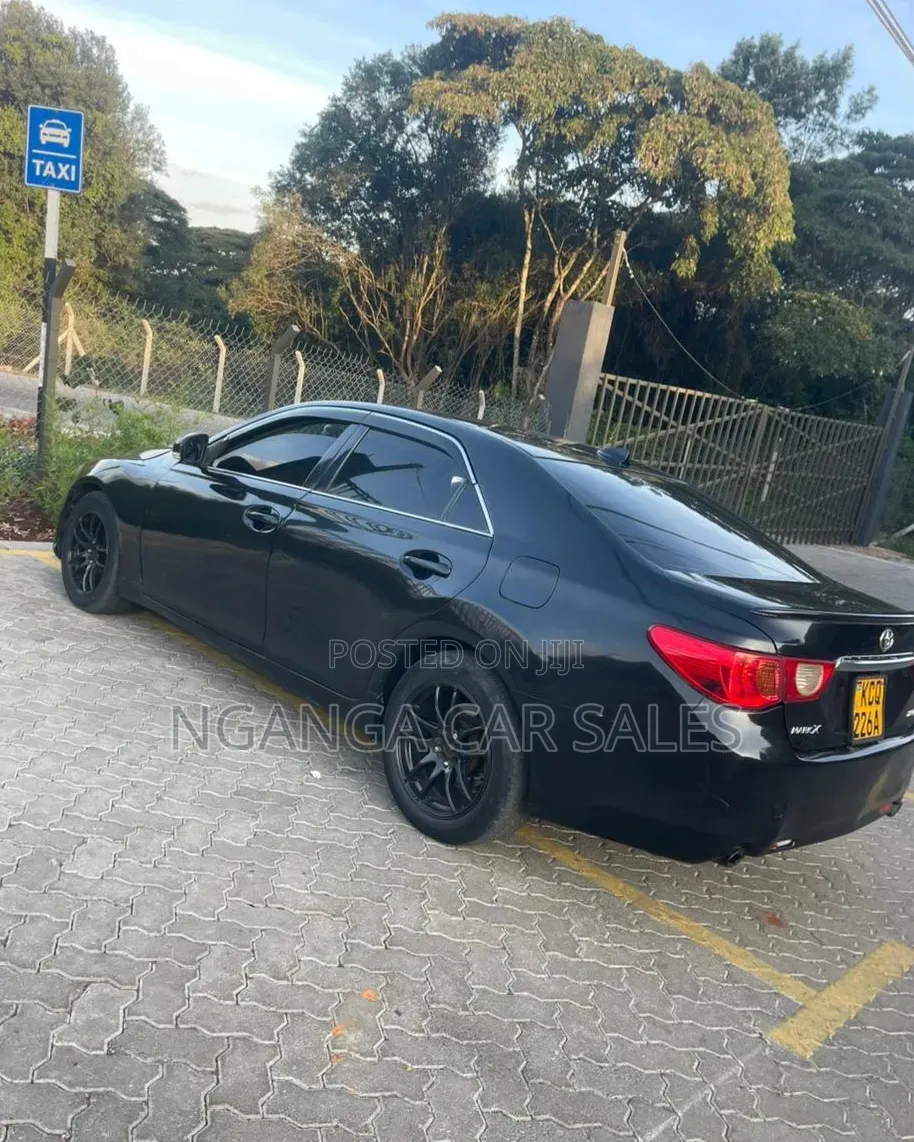 Toyota Mark X 2011 Black