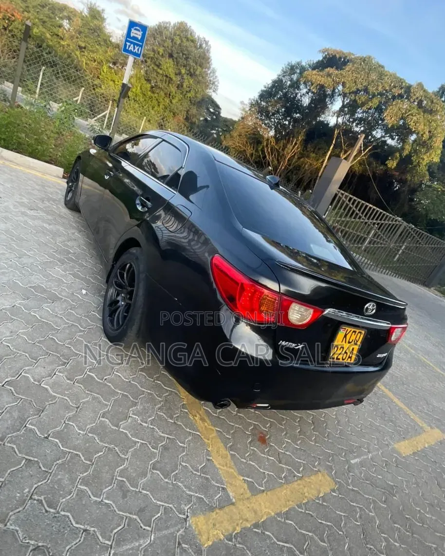 Toyota Mark X 2011 Black