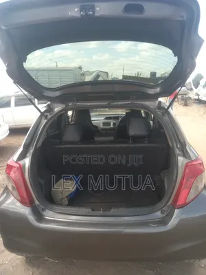 Toyota Vitz 2012 Gray