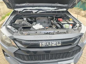Isuzu D-MAX 2025 Gray