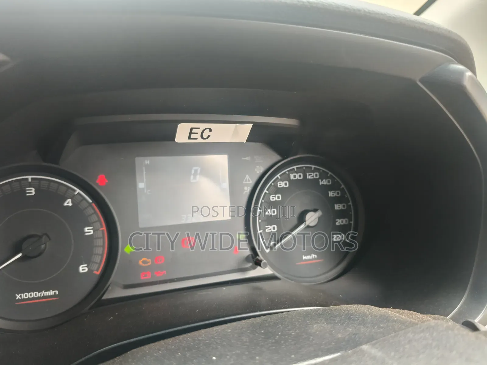 Isuzu D-MAX 2025 Gray