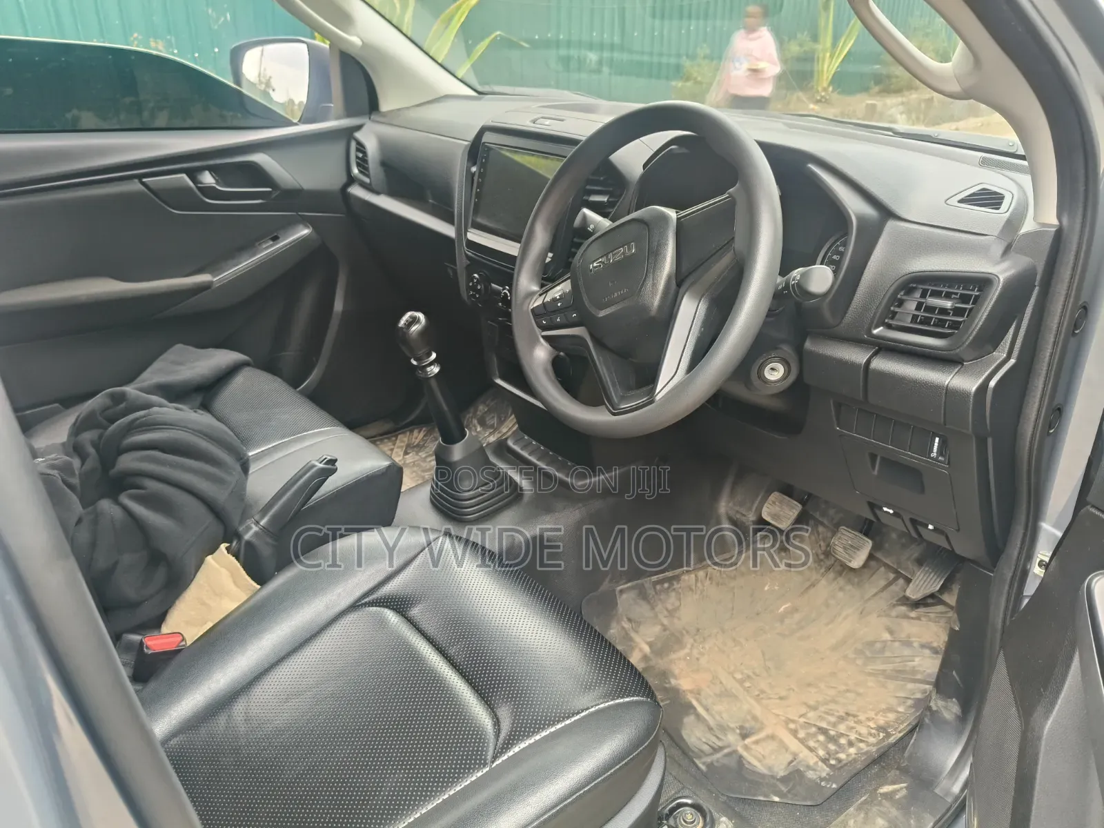 Isuzu D-MAX 2025 Gray