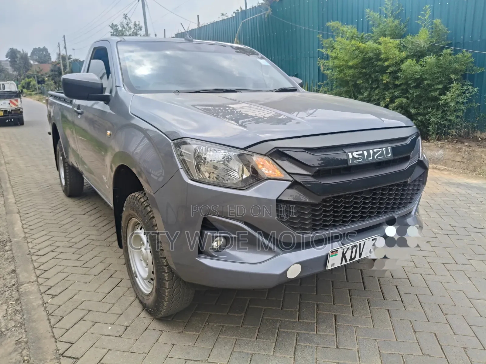 Isuzu D-MAX 2025 Gray
