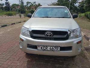 Toyota Hilux 2011 Silver