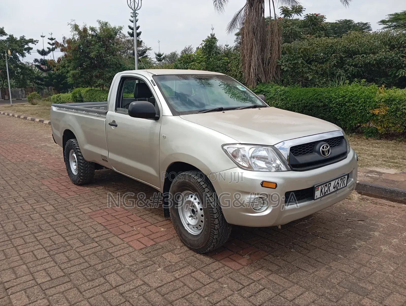 Toyota Hilux 2011 Silver