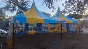 100 Seater Pyramid - Sky Blue/Yellow