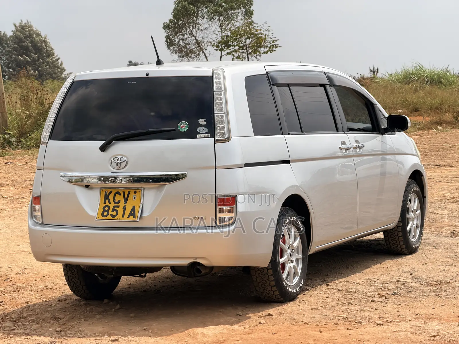 Toyota ISIS 1.8 G 2WD 2012 Silver