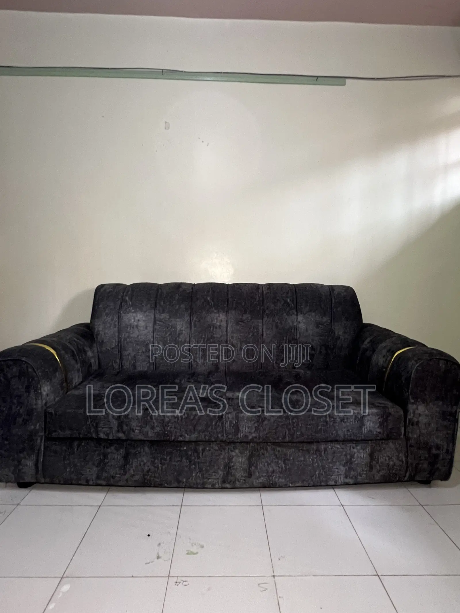 Modern 3-Seater and a 2- Seater Sofa – Dark Grey