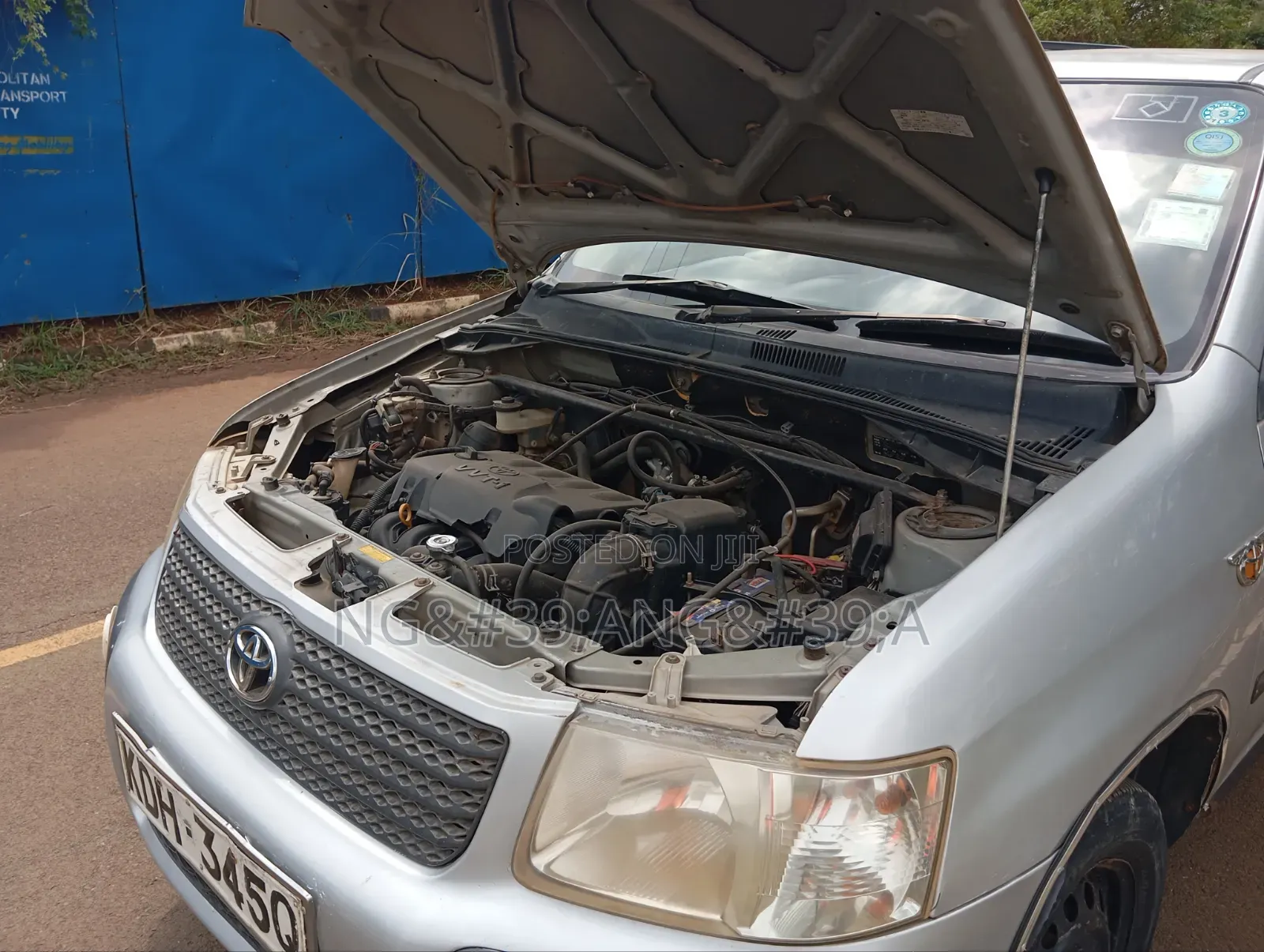 Toyota Succeed SV Premium 2014 Silver