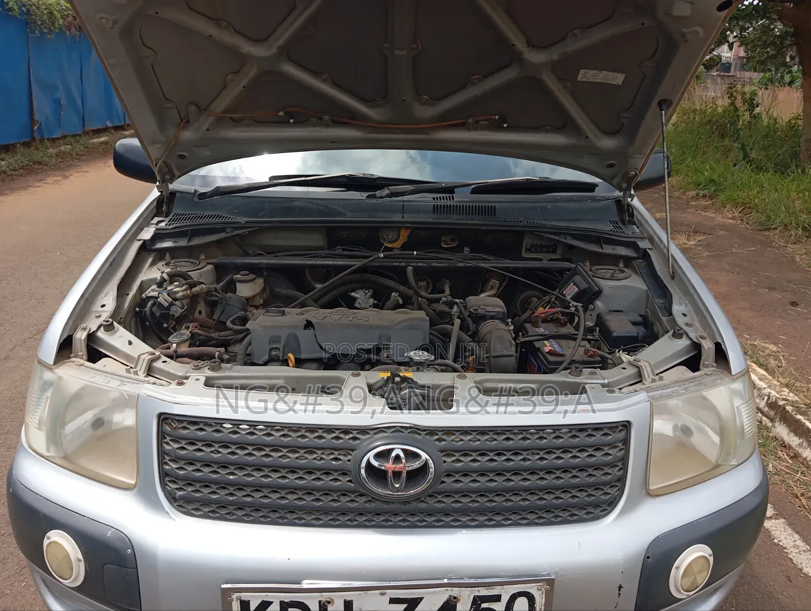 Toyota Succeed SV Premium 2014 Silver