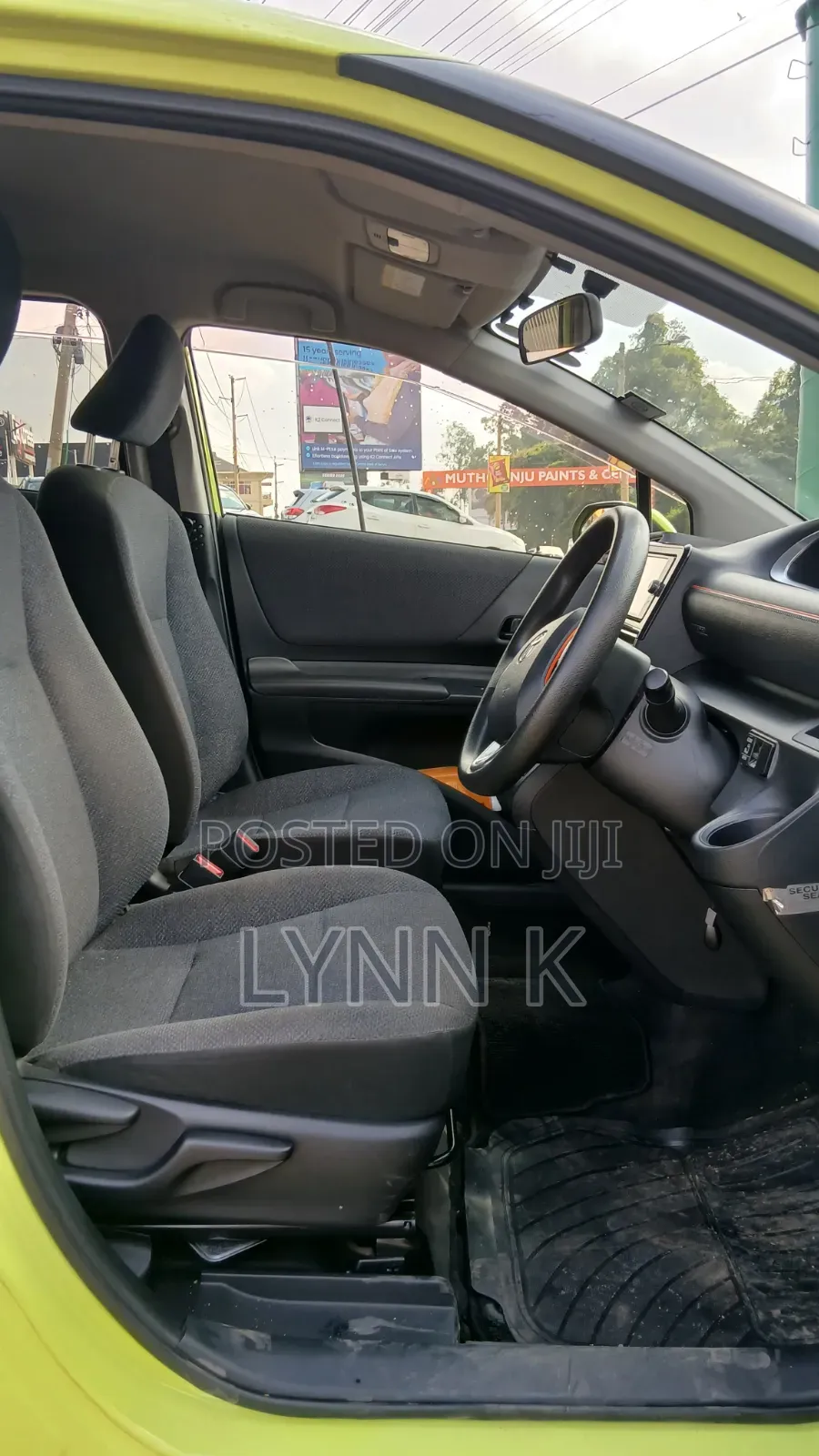 Toyota Sienta 2018 Green