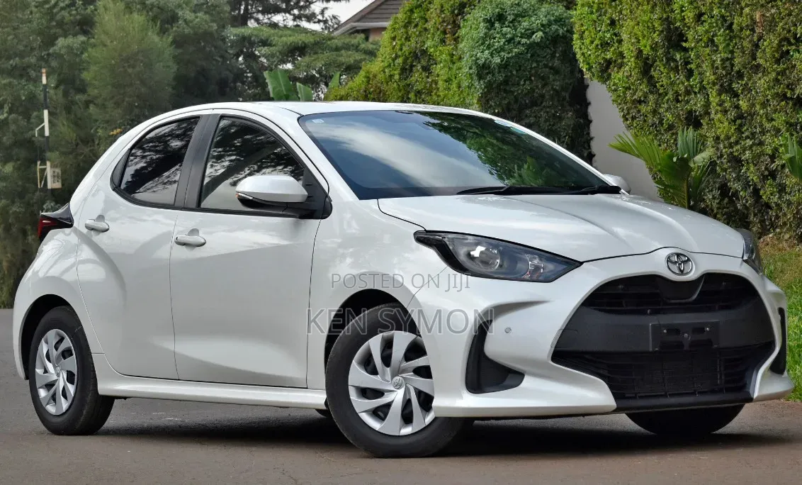 Toyota Yaris 2020 Pearl