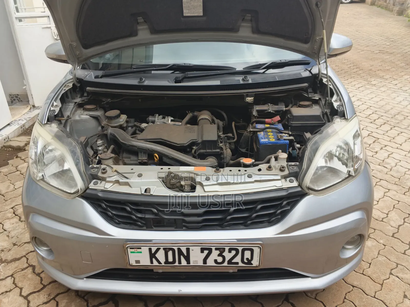Toyota Passo 2016 Silver