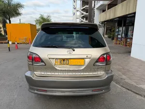 Toyota Harrier 2001 Silver