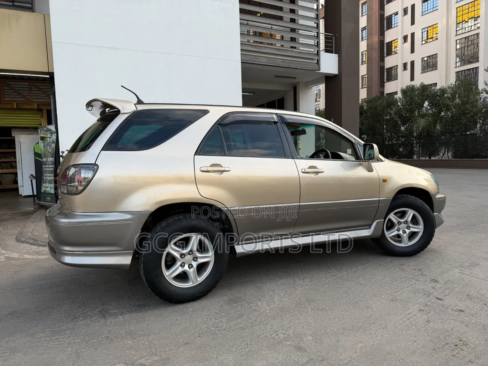 Toyota Harrier 2001 Silver