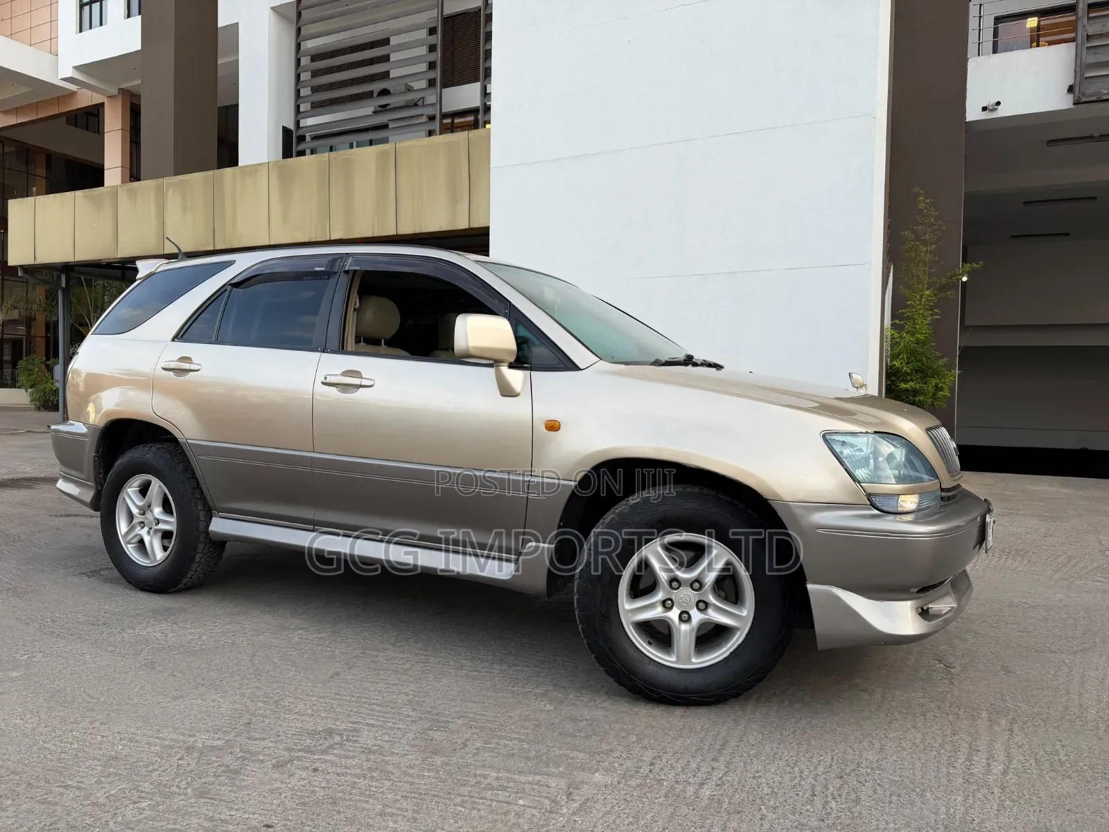 Toyota Harrier 2001 Silver