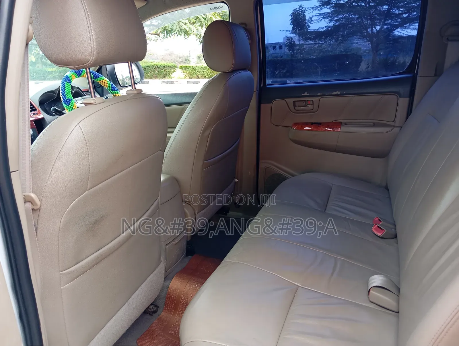 Toyota Hilux 2014 White