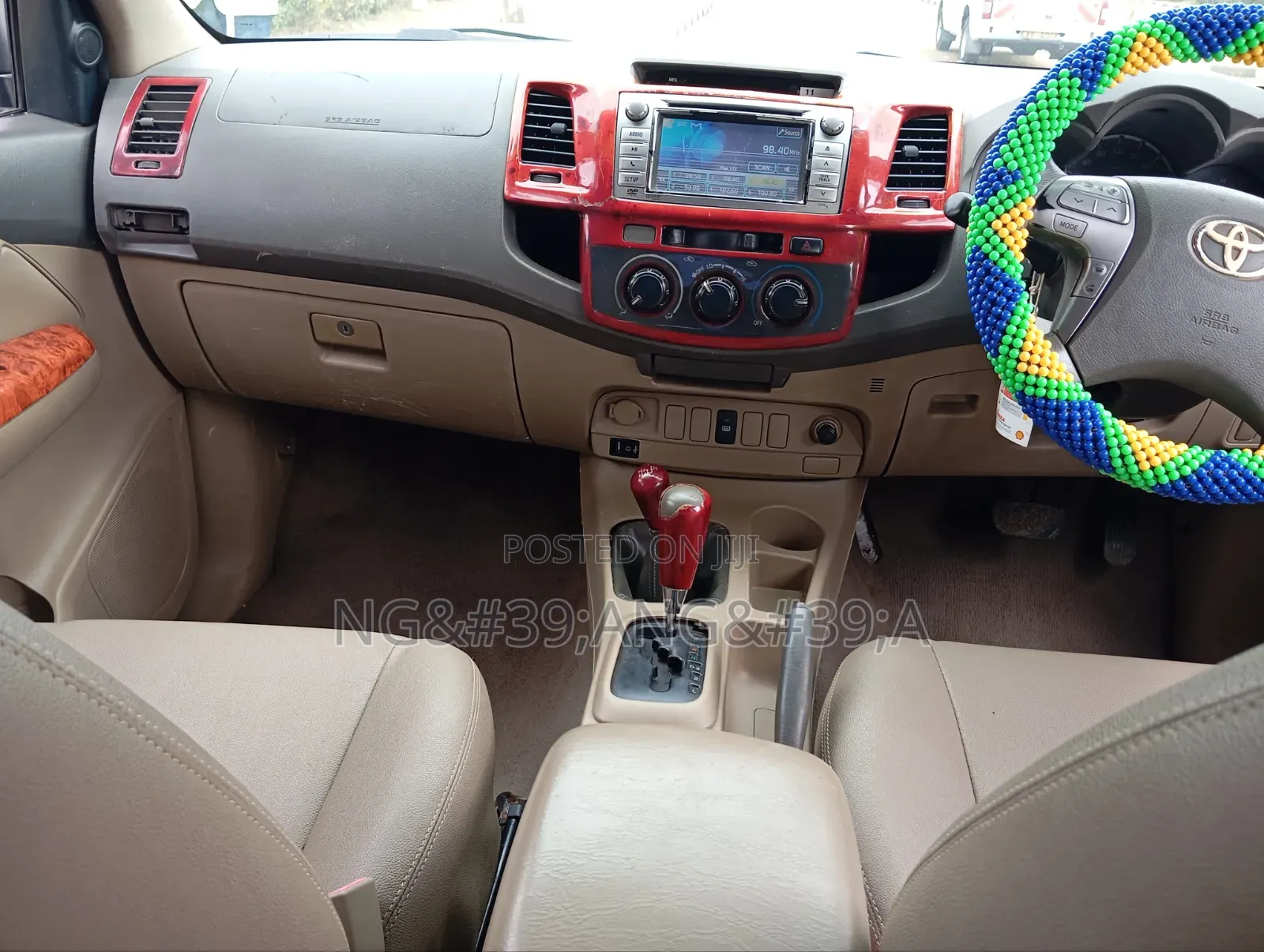 Toyota Hilux 2014 White