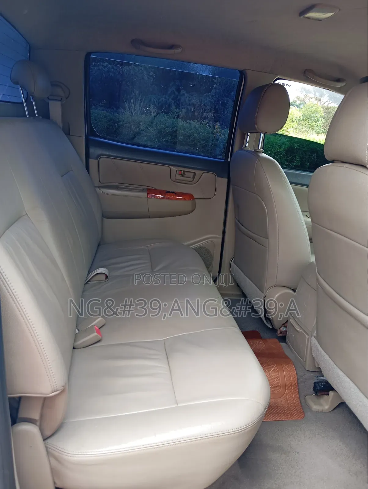 Toyota Hilux 2014 White