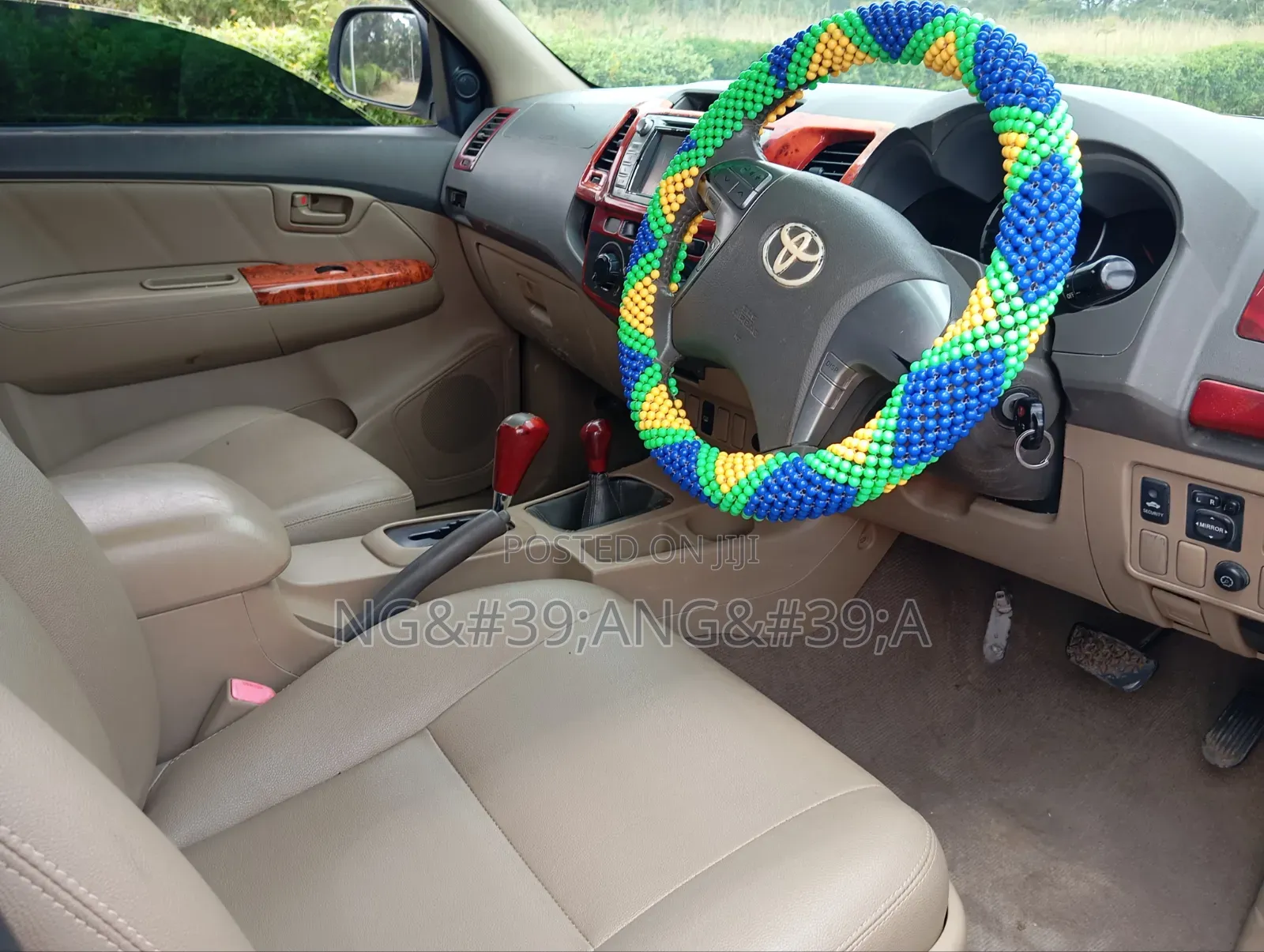 Toyota Hilux 2014 White