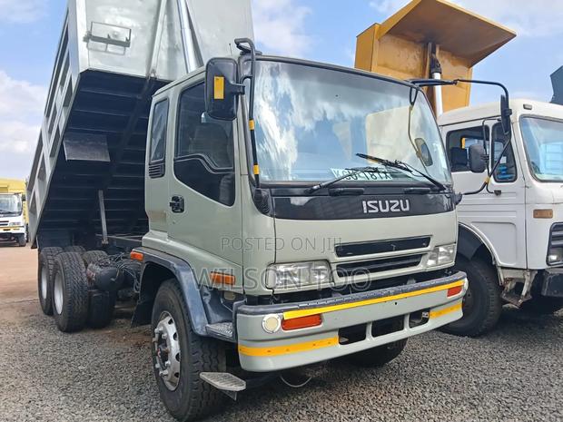 Isuzu FVZ Tipper