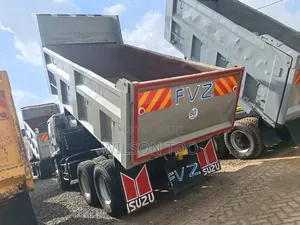 Isuzu FVZ Tipper