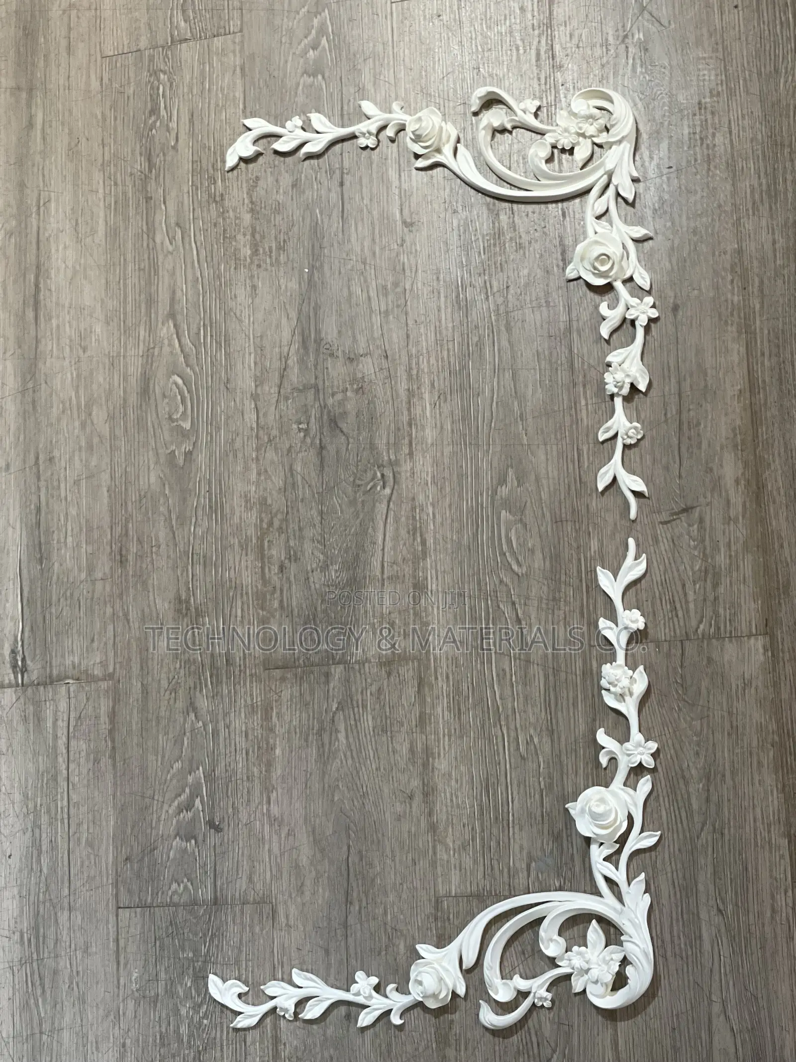 Pu Corner Flower for Wainscoting Decoration