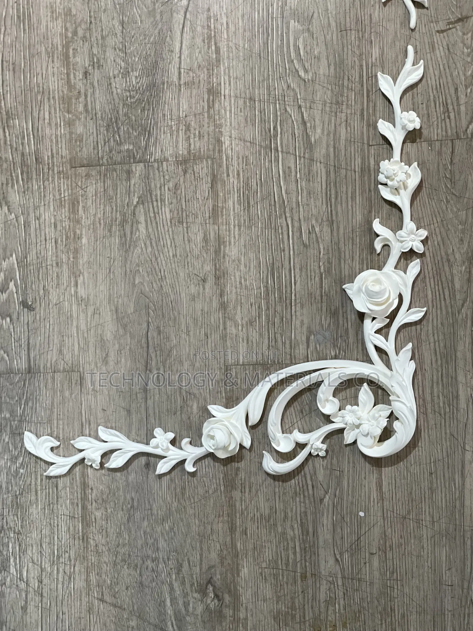 Pu Corner Flower for Wainscoting Decoration