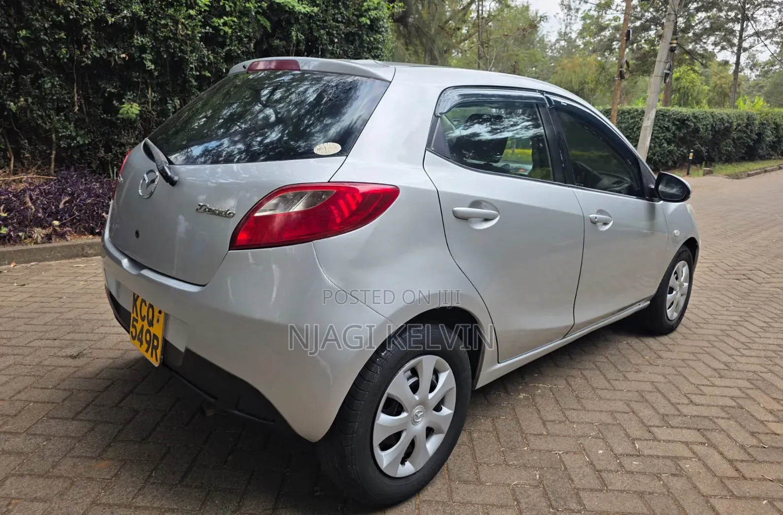Mazda Demio 2012 Silver