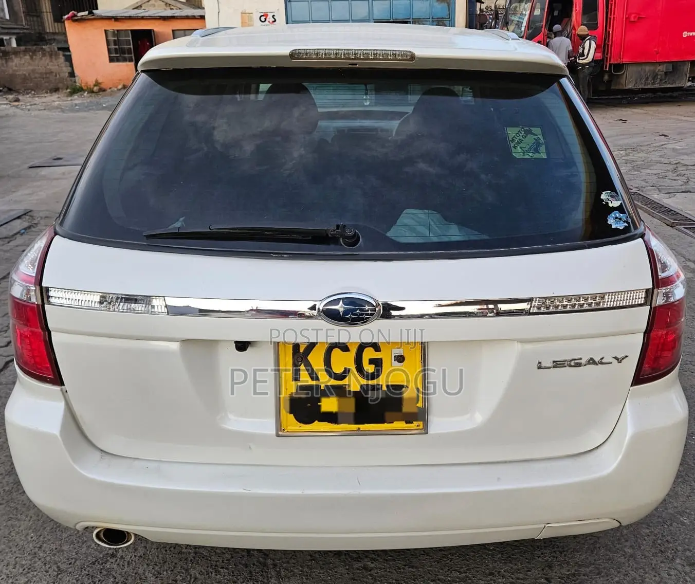 Subaru Legacy 2009 White