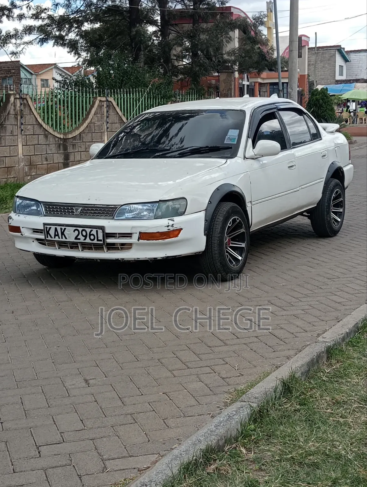 Toyota Corolla 1997 White