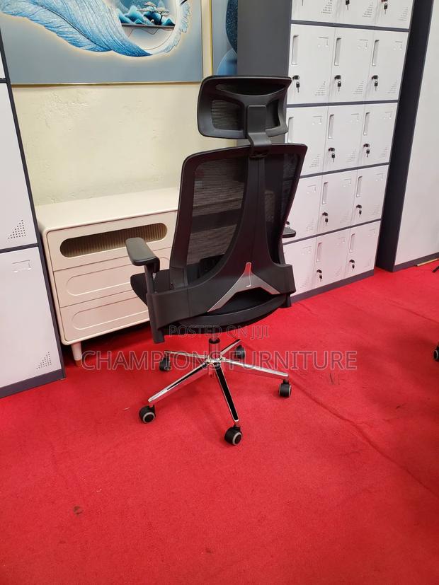 High Back Office Chair - thumbnail 3
