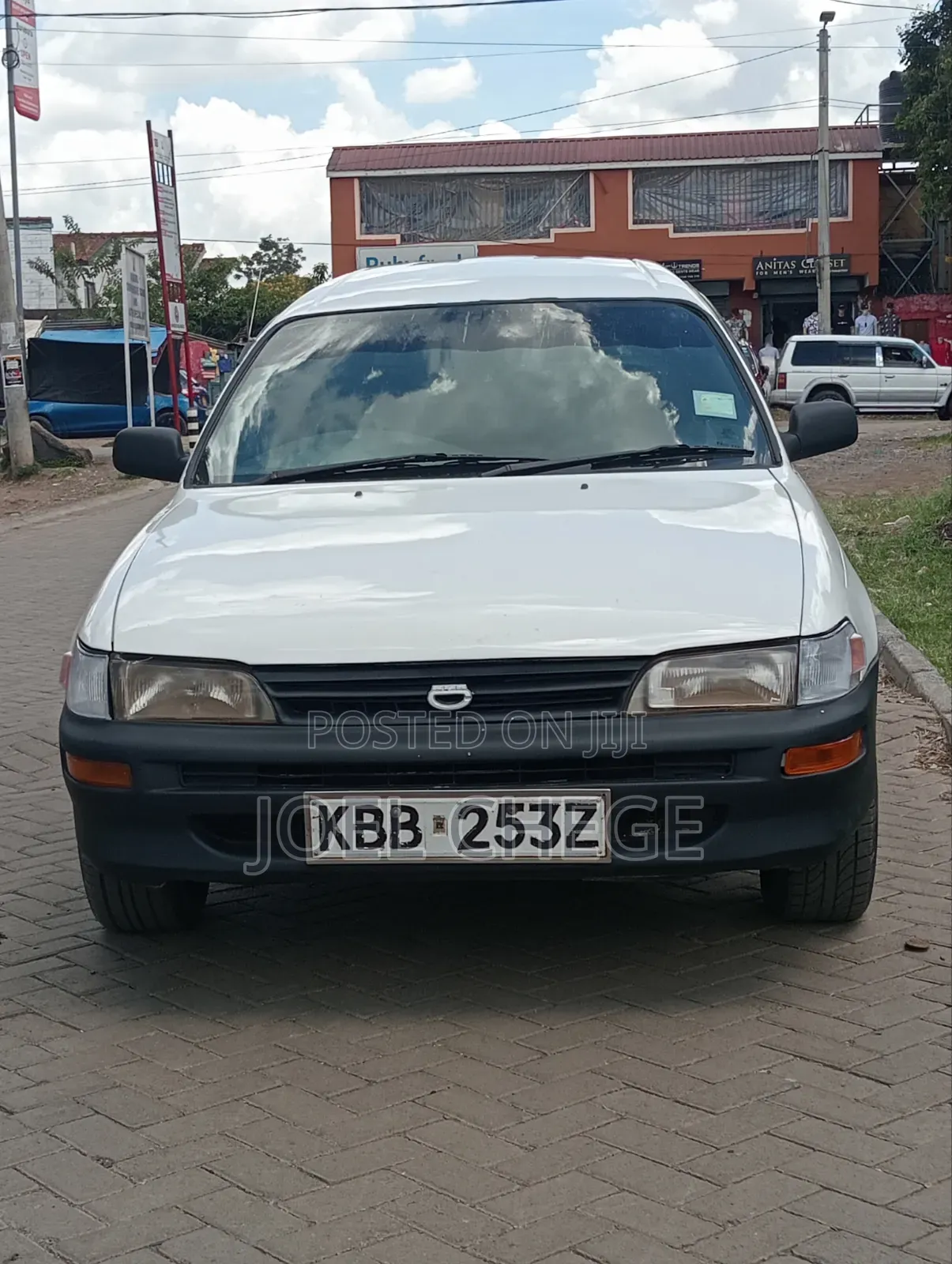 Toyota Corolla 2002 White