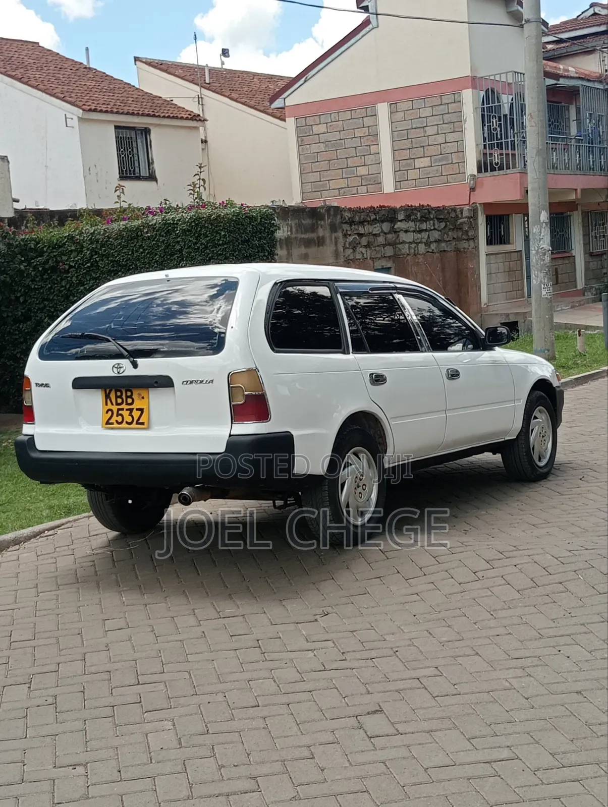 Toyota Corolla 2002 White