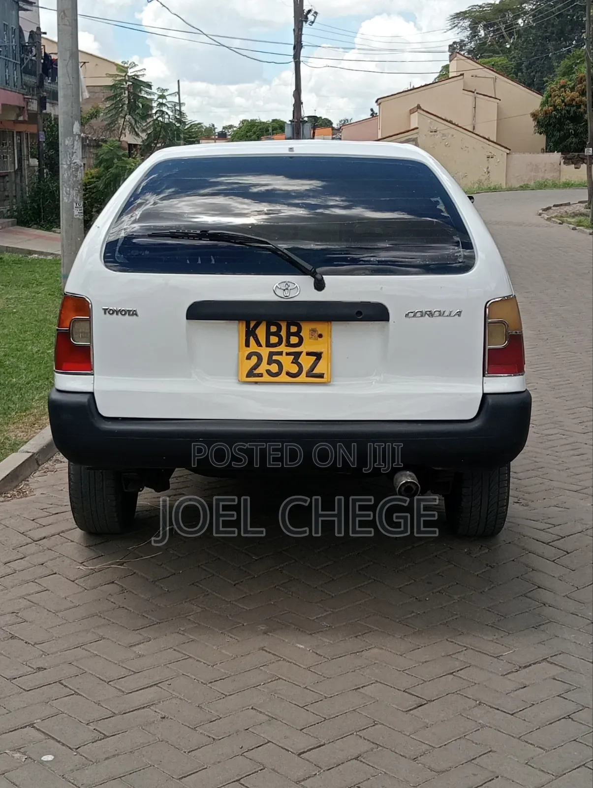 Toyota Corolla 2002 White