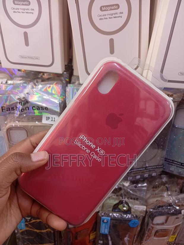 iPhone Xr Soft, Flexible Liquid Silicone Casing - thumbnail 2