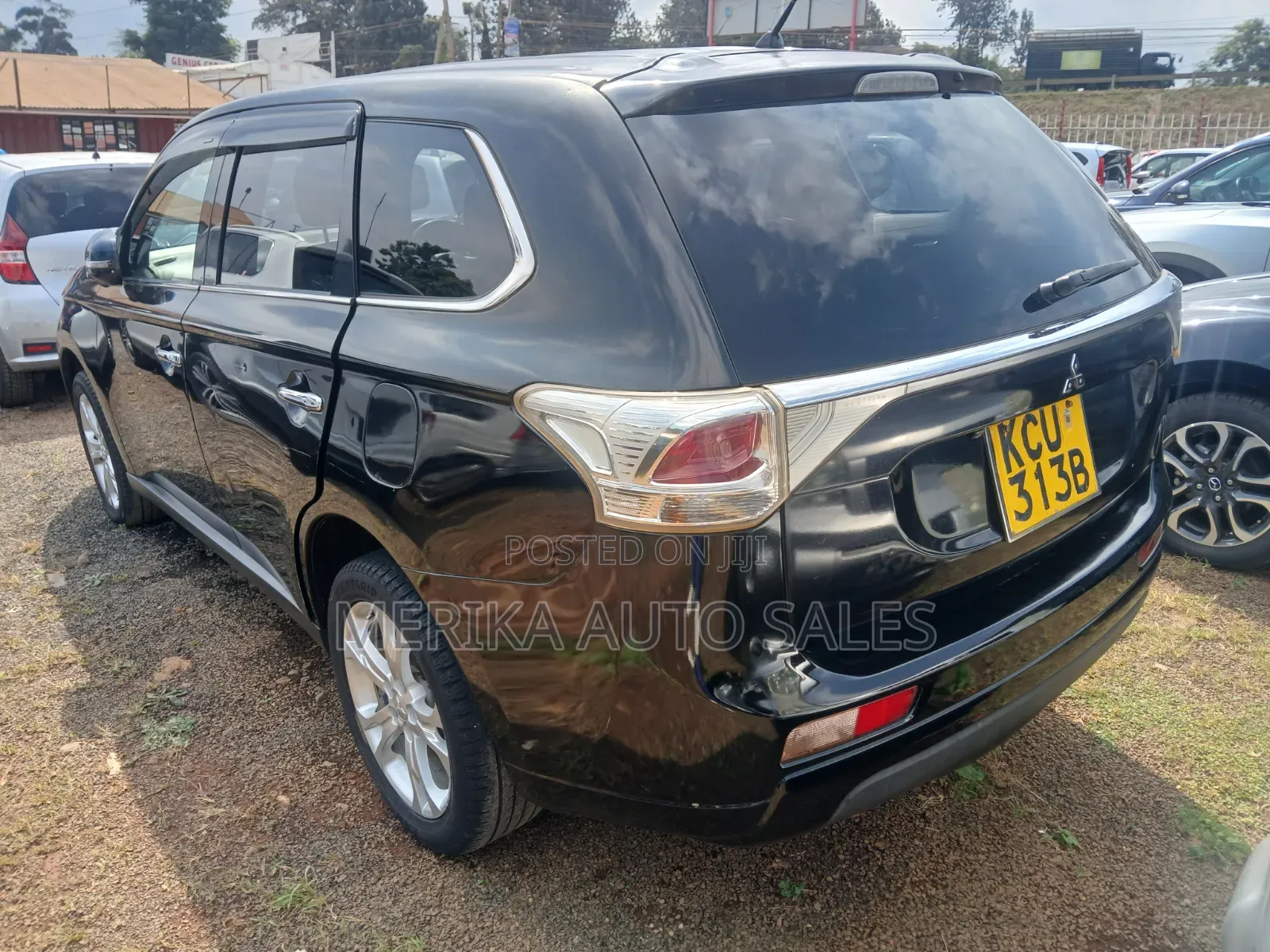 Mitsubishi Outlander 2013 Black
