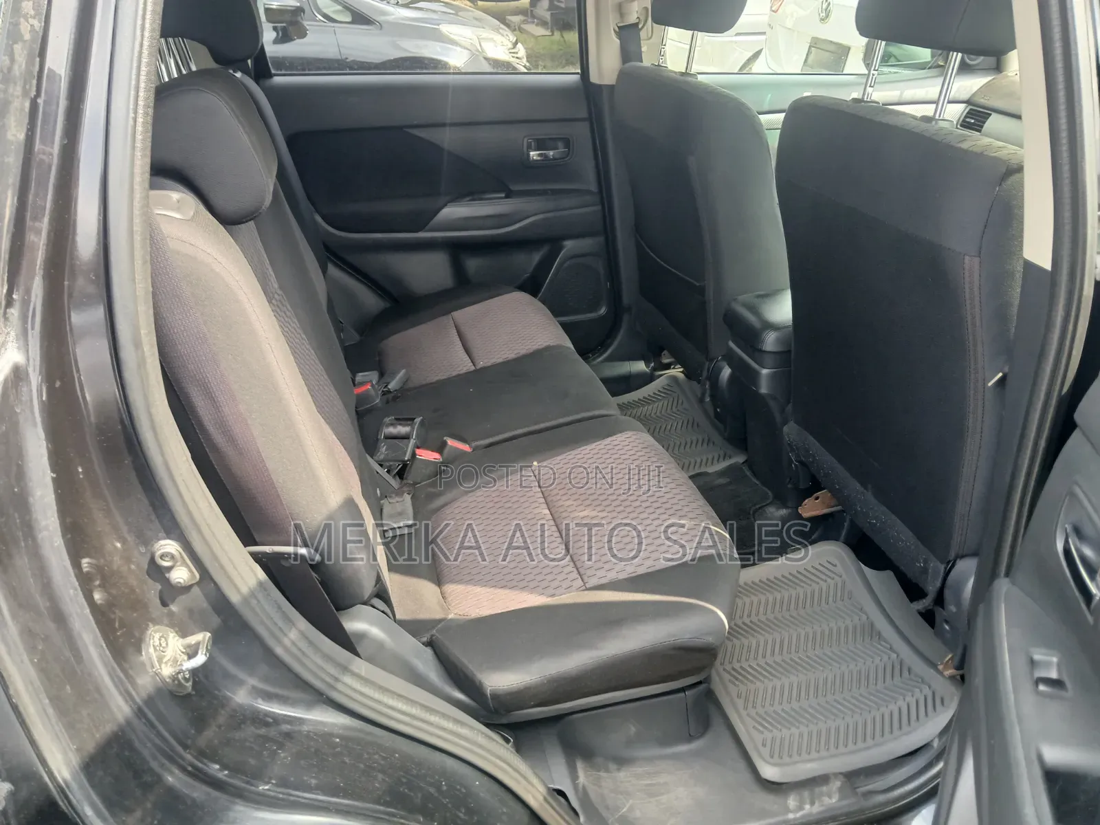 Mitsubishi Outlander 2013 Black