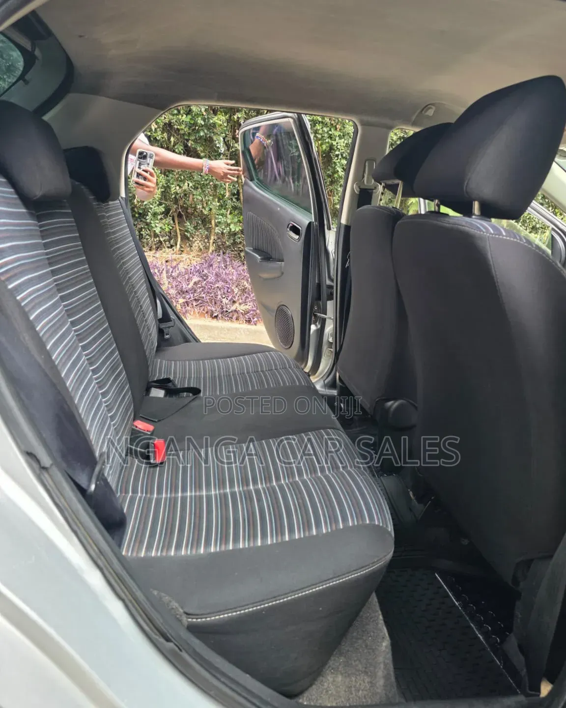 Mazda Demio 2012 Silver