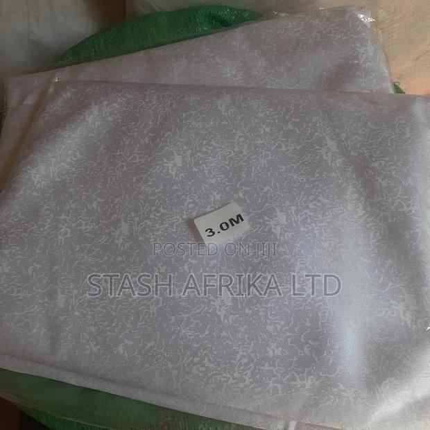 Jacquard Table Cloths - thumbnail 3